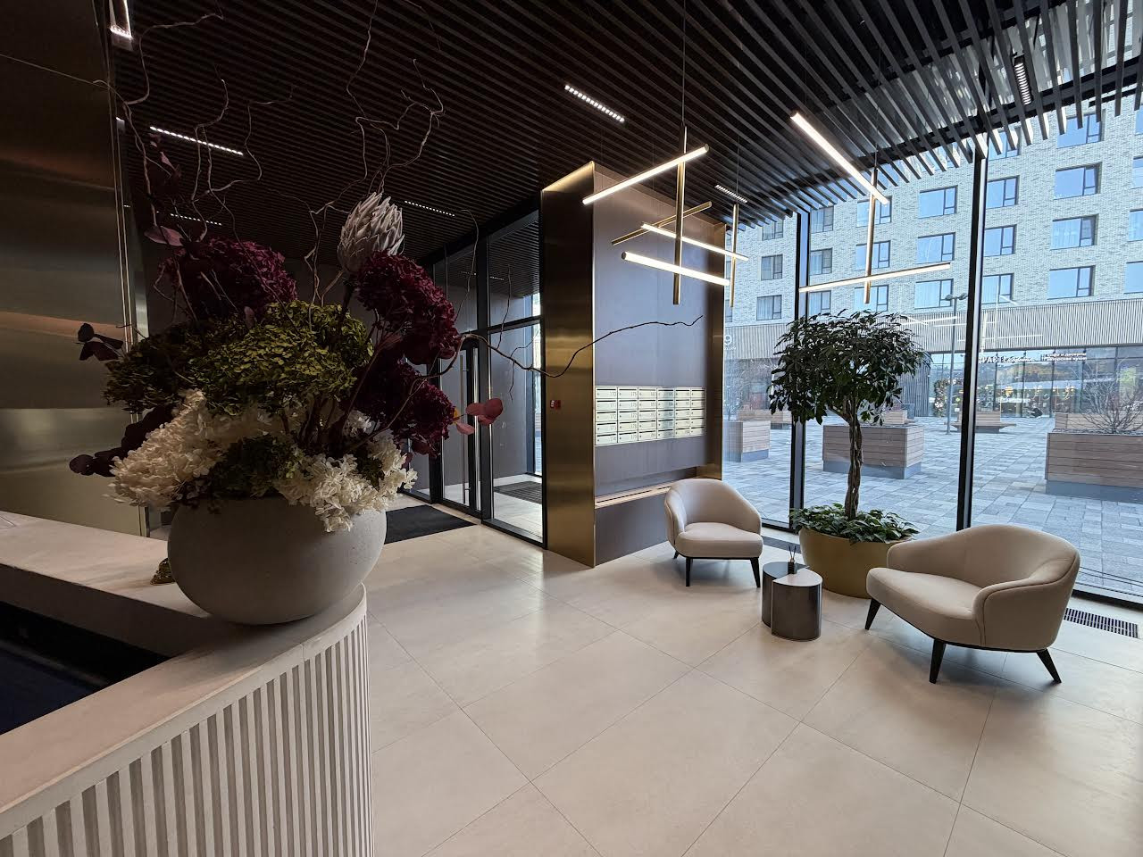 Продается квартира в ЖК FORIVER Москва Эдуарда Стрельцова ул.