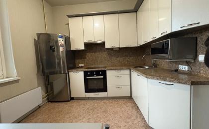 Идеальное жилье , 2КК. Москва Защитников Москвы проспект